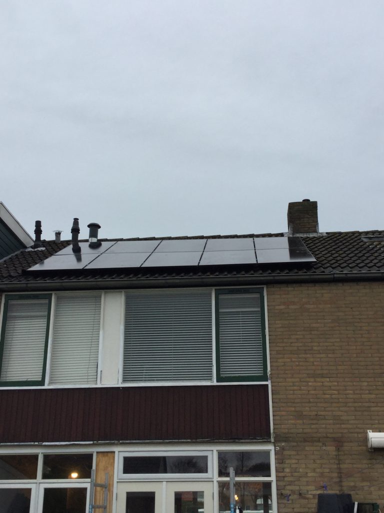 61229-solar_panel_images-5be988e074830